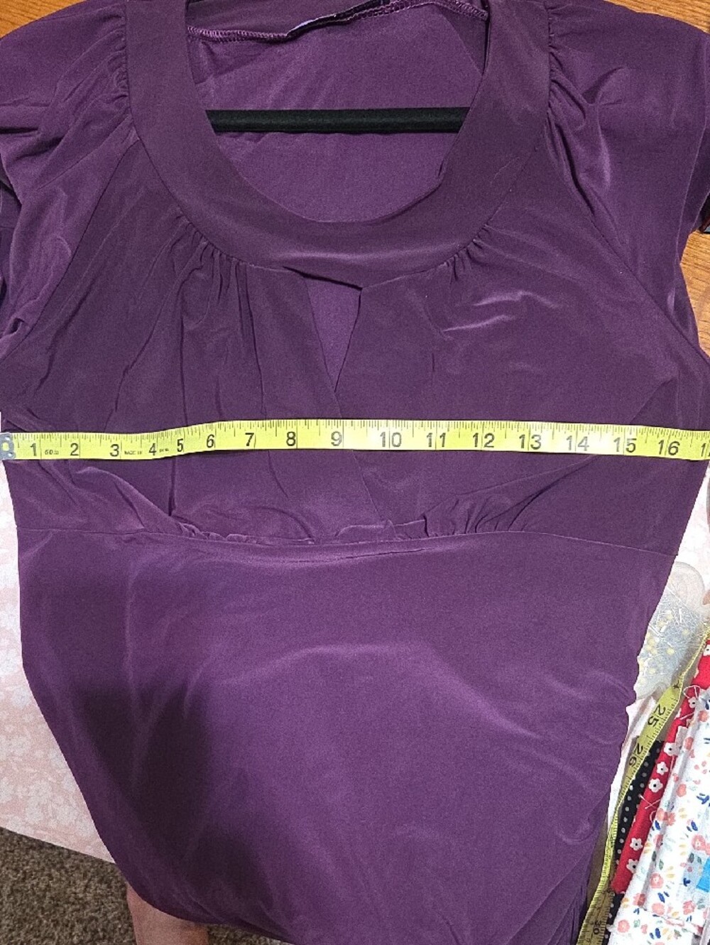 Short-Sleeve Purple Scoop Neck Tunic Top - Picture 9 of 10